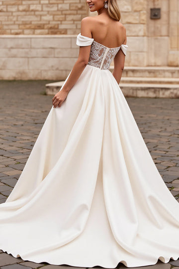 lvory Une ligne dénudée d’épaule Robe de mariée longue en satin